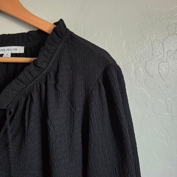 Rose + Olive Crinkle Puff Sleeve Tassel Tie Blouse V-Neck Black 2X Office Career - Picture 7 of 10